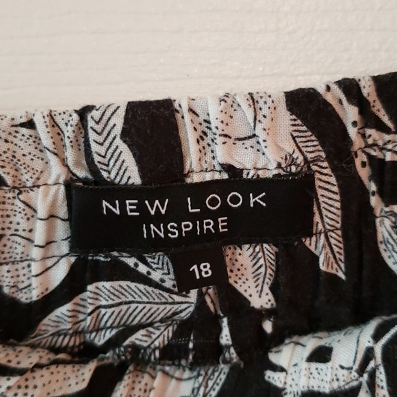 ASOS UK black and white pants. - Picture 2 of 3